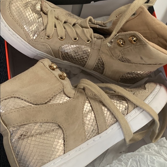 Gold hightop sneakers - Picture 3 of 4